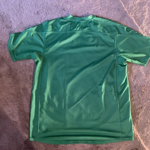 Y2K Essential‎ Nike T-Shirt - Picture 4 of 4